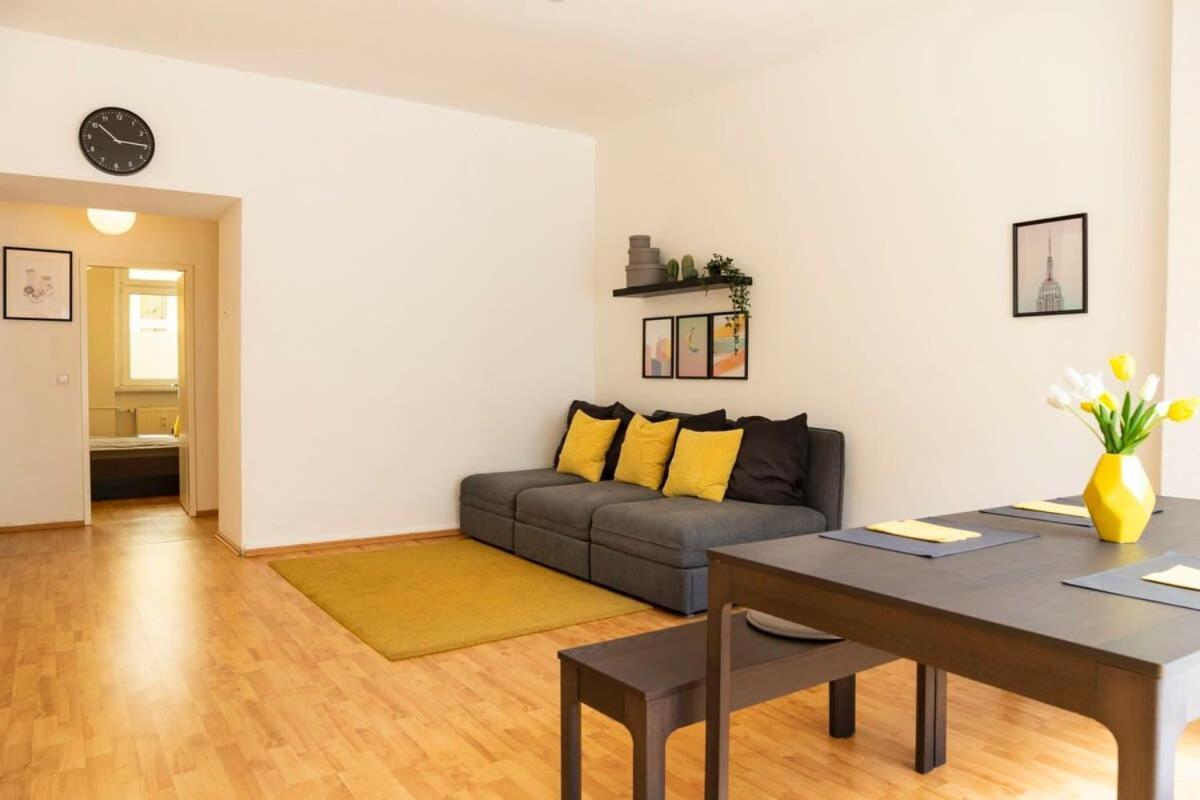 One Bedroom Apartment Berlin Neukoelln Luaran gambar